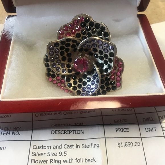 Large one of a kind custom flower ring - Picture 3 of 7